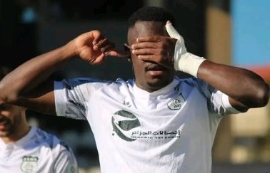 Ligue 1 algérienne&nbsp;: Randy Essang-Matouti offre la victoire à l’USM Khenchela face au Paradou AC